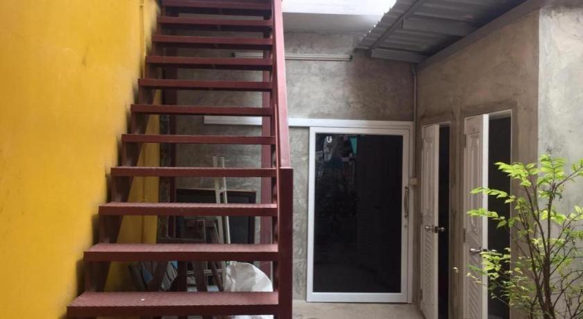 بيت شباب دي براشاوب خيرى خان المظهر الخارجي الصورة